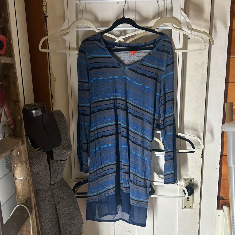 Kirna Zabete Blue and Gray Striped Top